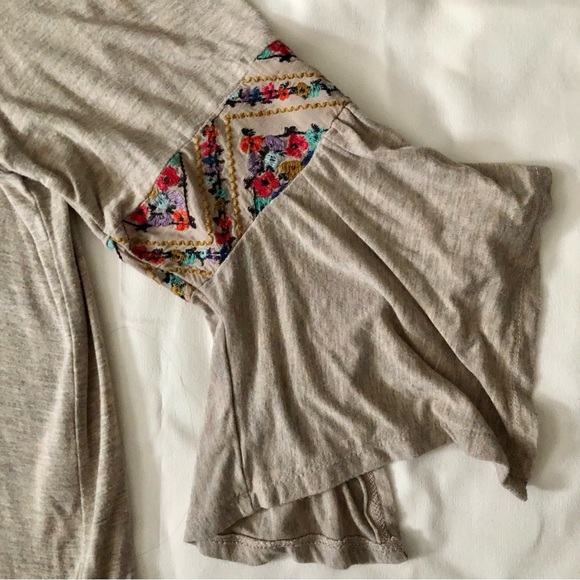 Democracy embroidery boho bell sleeves floral trim jersey knit flare size L - Picture 3 of 9